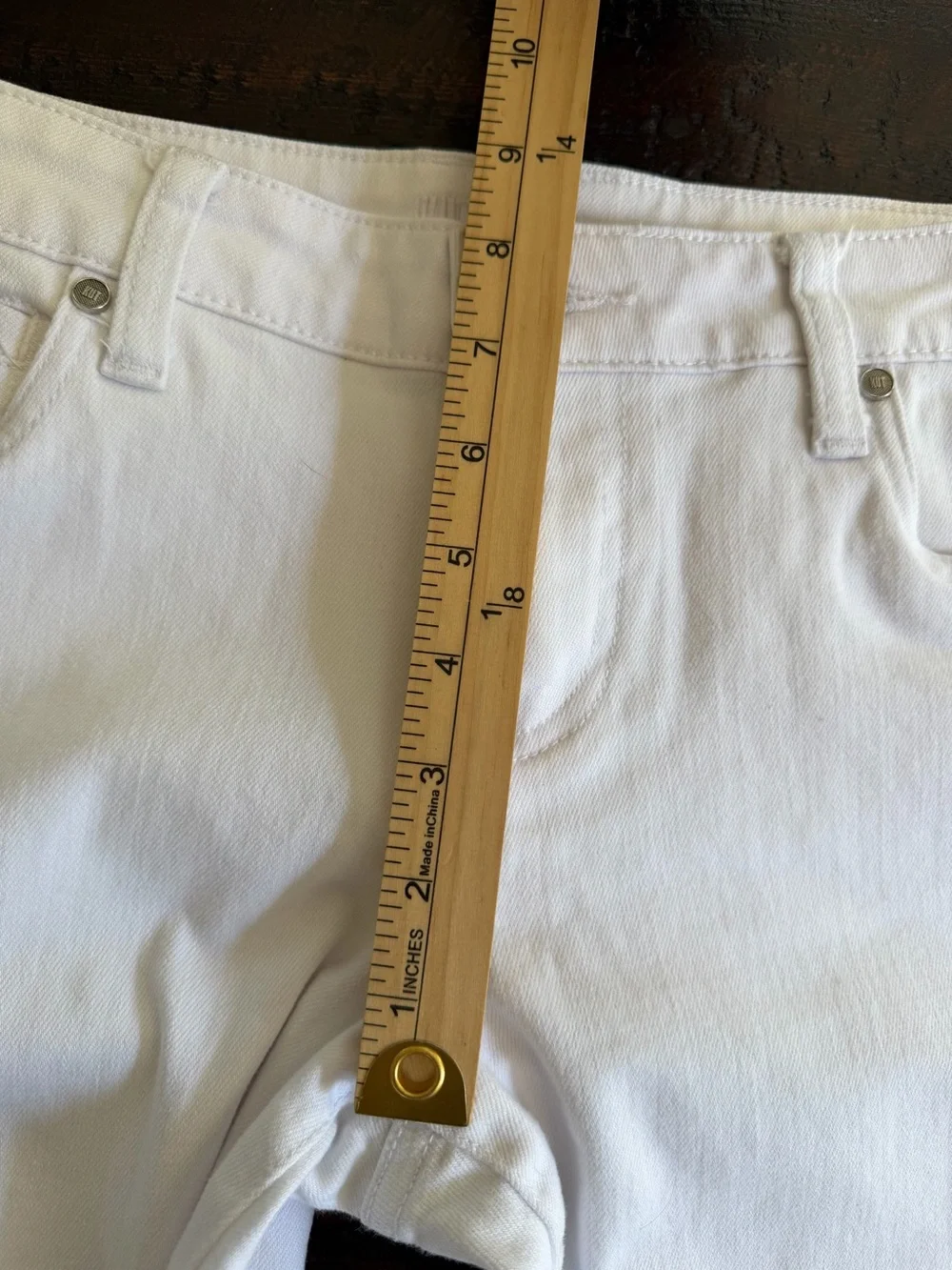 Kut from the Kloth White Diana Mid Rise Skinny Jeans 6